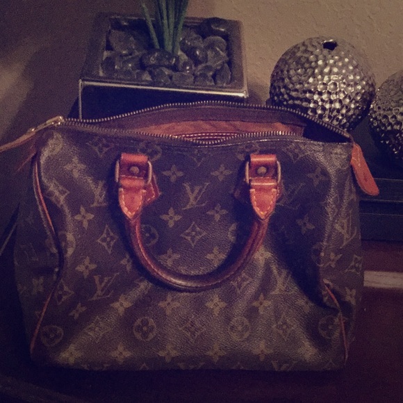 Louis Vuitton Handbags - 100% Authentic Louis Vuitton Speedy 2 VINTAGE OBO